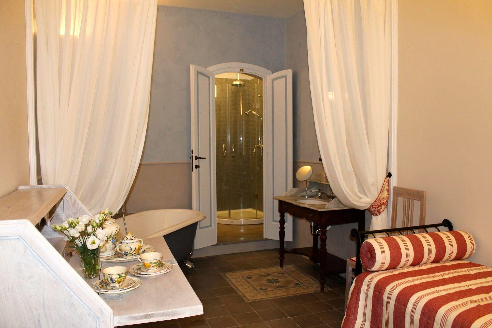 Bed & Breakfast Corte Dei Neri Residenza D'epoca Firenze